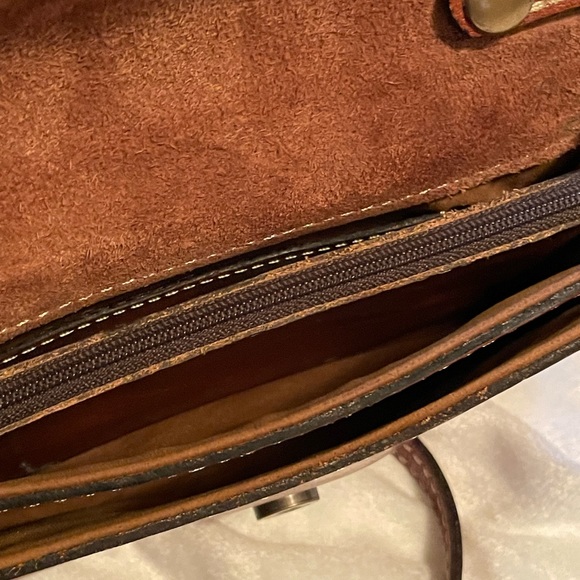 Patricia Nash Torri Tooled Leather Crossbody Bag - Picture 5 of 11